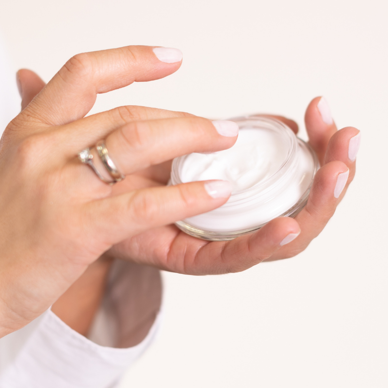 Cremă Regenerantă de Noapte pentru Față, Gât și Décolletage, 50 ml